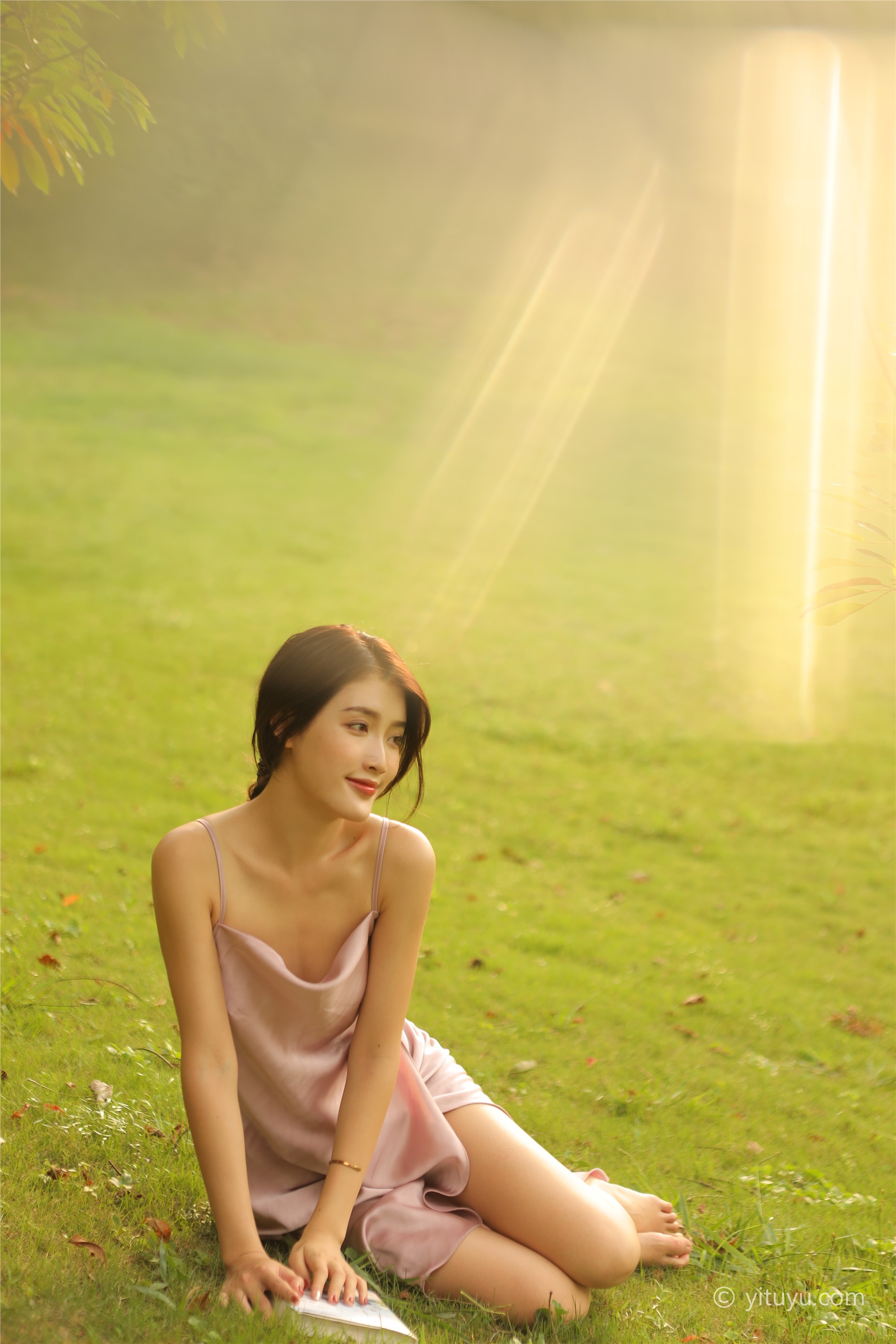 YITUYU艺图语  2021.05.14 她，ta 巧玲